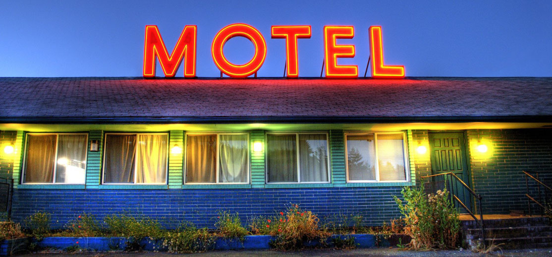 Consejos para festejar este San Valentín en un motel y no morir en el intento