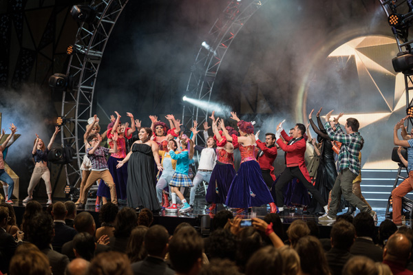 Premios-Metropolitanos-de-Teatro-2019-premiación-Hello-Dolly