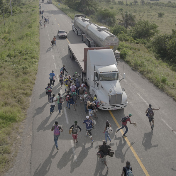 Pieter Ten Hoope, The migrant caravan