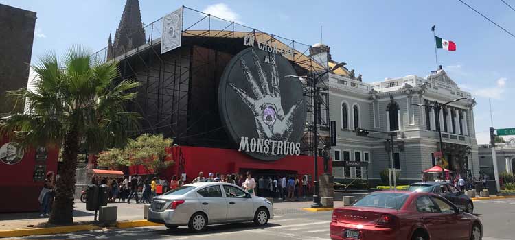 Hey Cinéfilos: Visitando a los monstruos de Guillermo del Toro 0