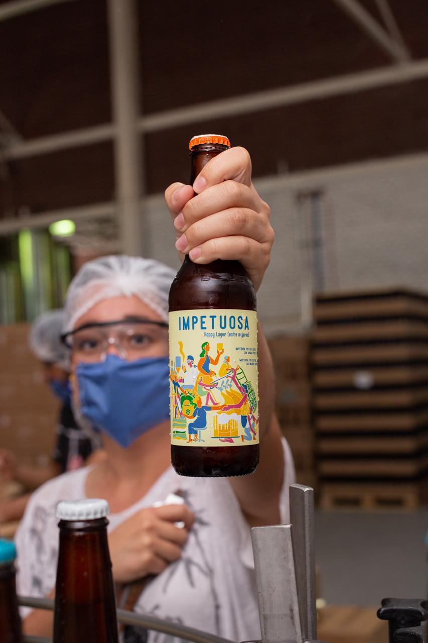 Impetuosa: 30 Mujeres En Una Cerveza 2