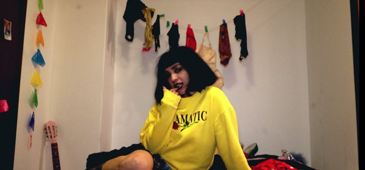 Mon Laferte nos presenta su lado más “Biutiful”