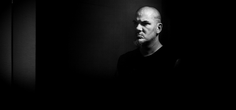 Philip Anselmo: “me cuesta cantar el material de Pantera”