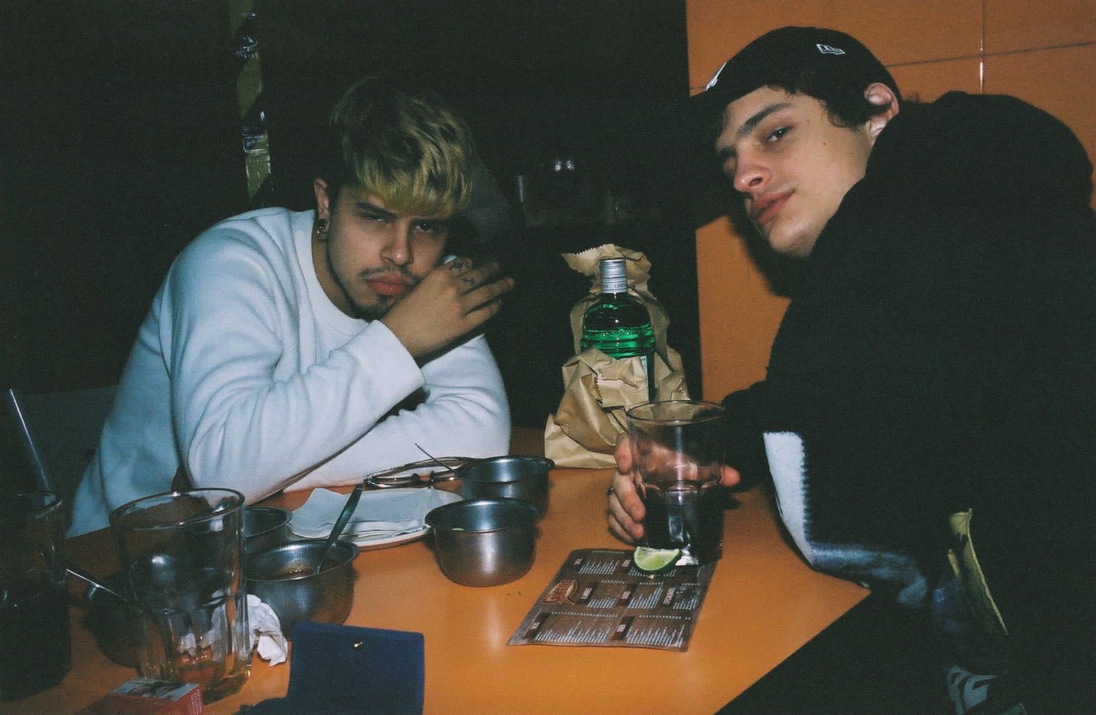 Escucha el trap deforme de Kiddo Toto y Yoshi 1