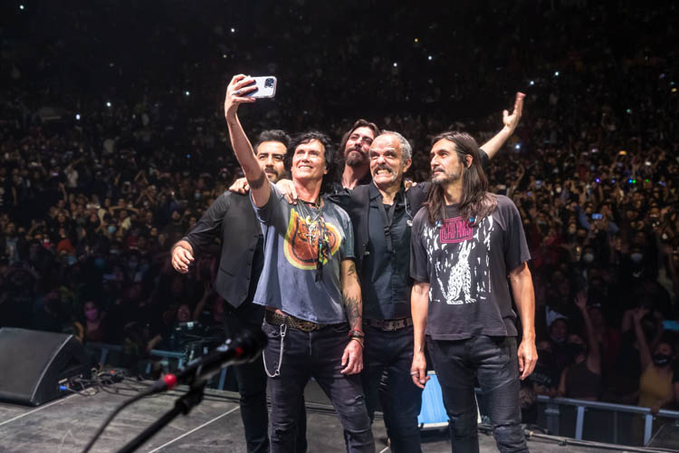 Pongan Caifanes: una noche en el Palacio de los Deportes 3