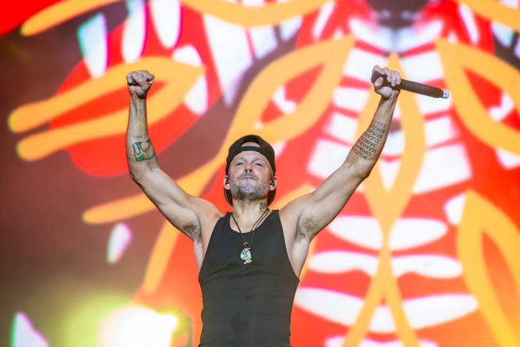 Vive Latino 2022: Fabuloso domingo para pasear en Cadillac 3