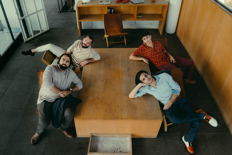“La Vida de Otros” el LP debut de Costa de Ámbar 0