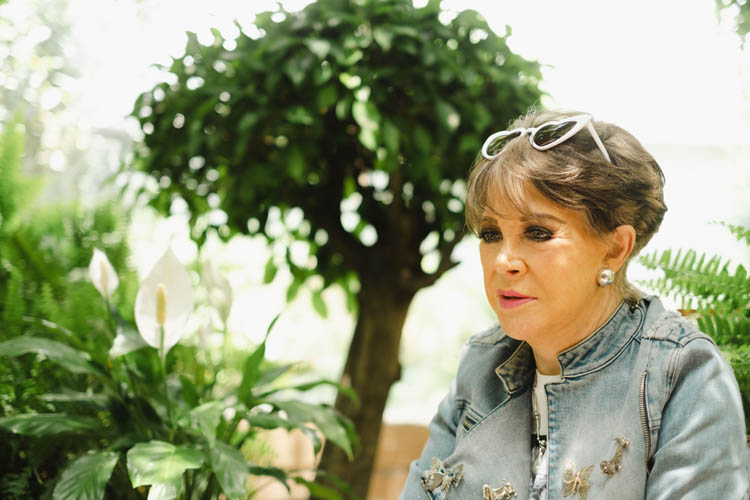 Lolita Ayala: Entre Phil Barrera y los NFT 2