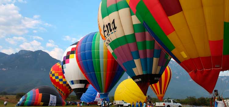 Nuevo León: Colors in the sky