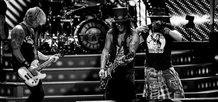 Guns N’ Roses en México: balazos, no abrazos