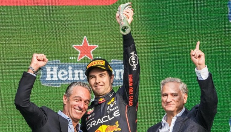 Sergio “Checo” Pérez sube al podio del Gran Premio de México