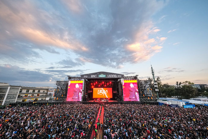 Vive Latino 2023: El día en que Enjambre superó a Red Hot Chili Peppers