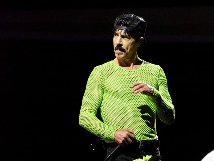 Vive Latino 2023: El día en que Enjambre superó a Red Hot Chili Peppers 5