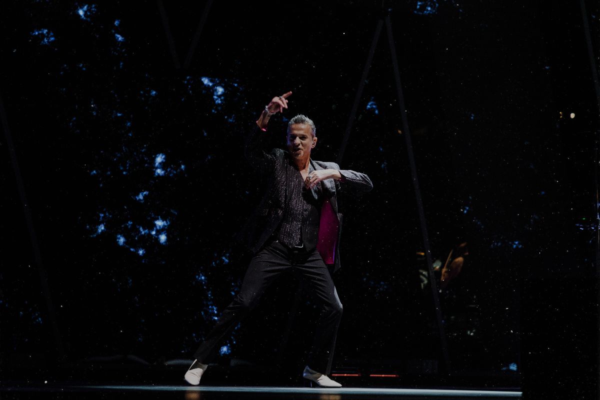 Depeche Mode en el AT&T Center de San Antonio. Fotografía de Tamara Bertram