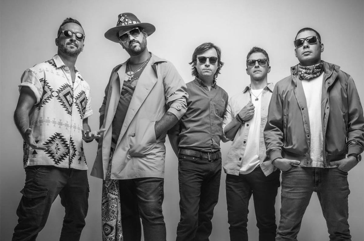 Los Claxons harán vibrar el Pepsi Center