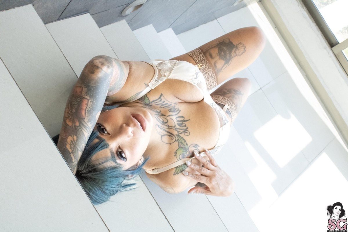 Milou Suicide 