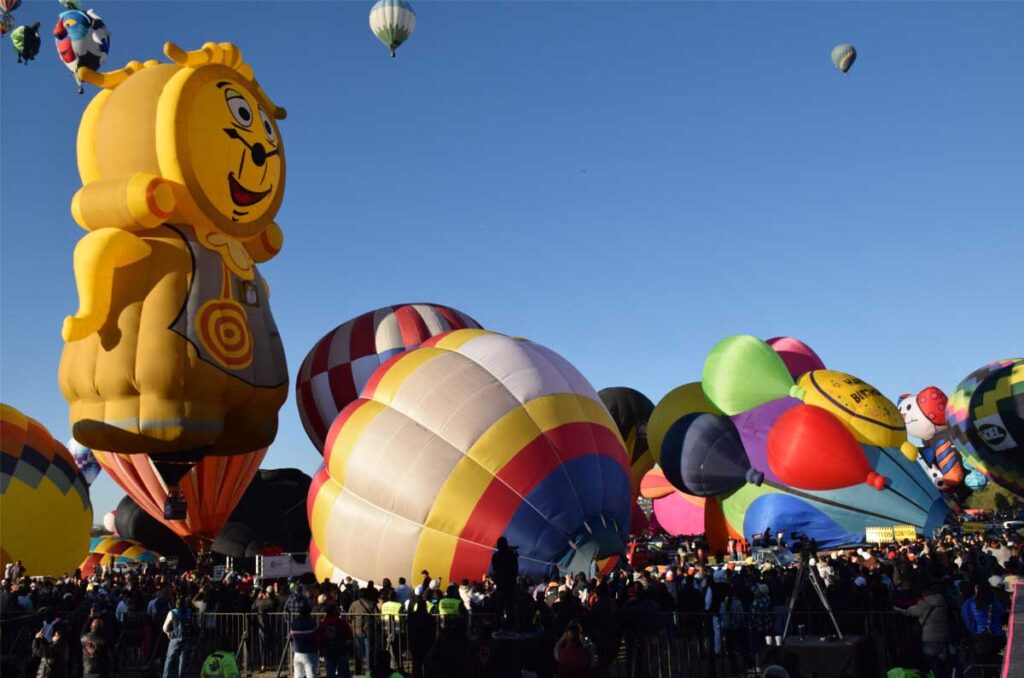 Festival Internacional del Globo de León 2023: color, emoción y espectáculo aéreo
