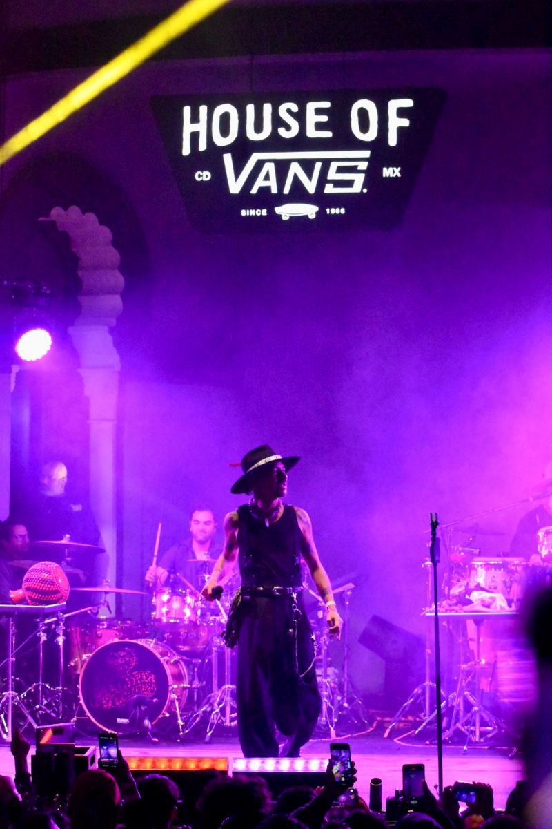 La Maldita Vecindad rompe el escenario en el 2° aniversario de House Of Vans 0