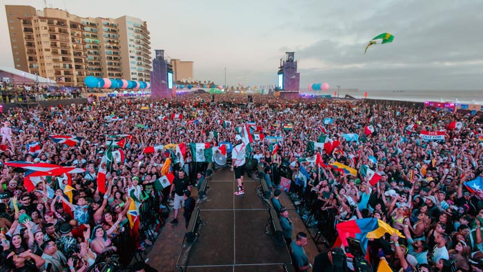 Baja Beach Fest: Peso Pluma, Rauw Alejandro, Becky G y más 2