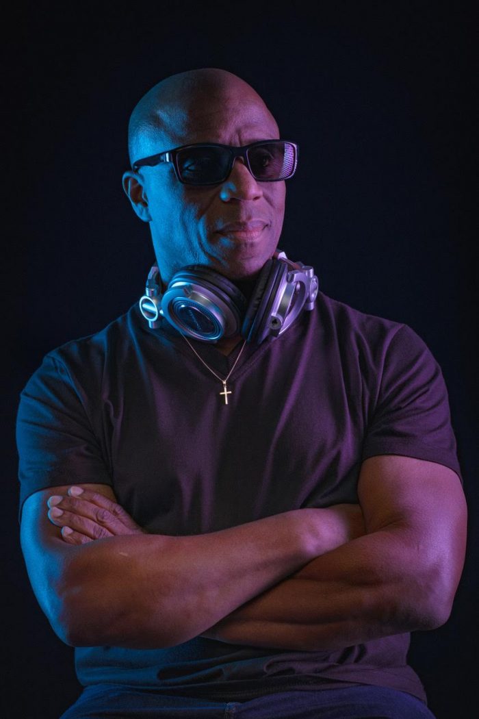 Derrick McKenzie ofrecerá una gran fiesta en la Semana del Arte 0