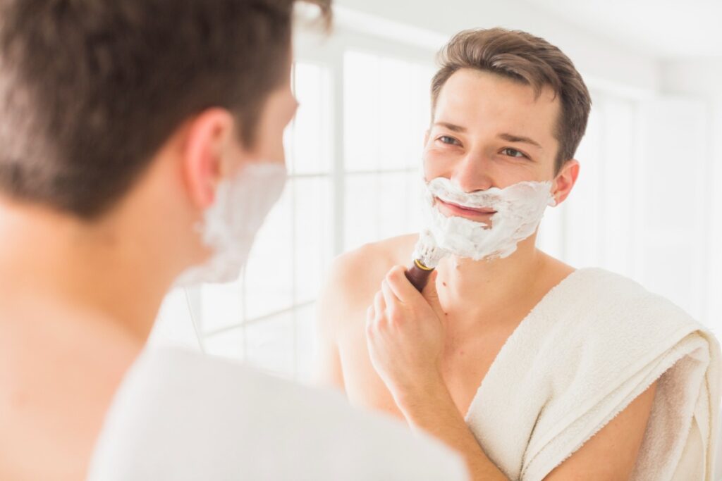 ¿Cómo lograr un afeitado perfecto sin irritaciones? 3