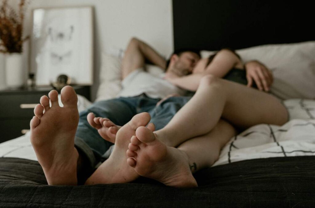 Esto es lo que ella quiere en la cama, pero no te dice