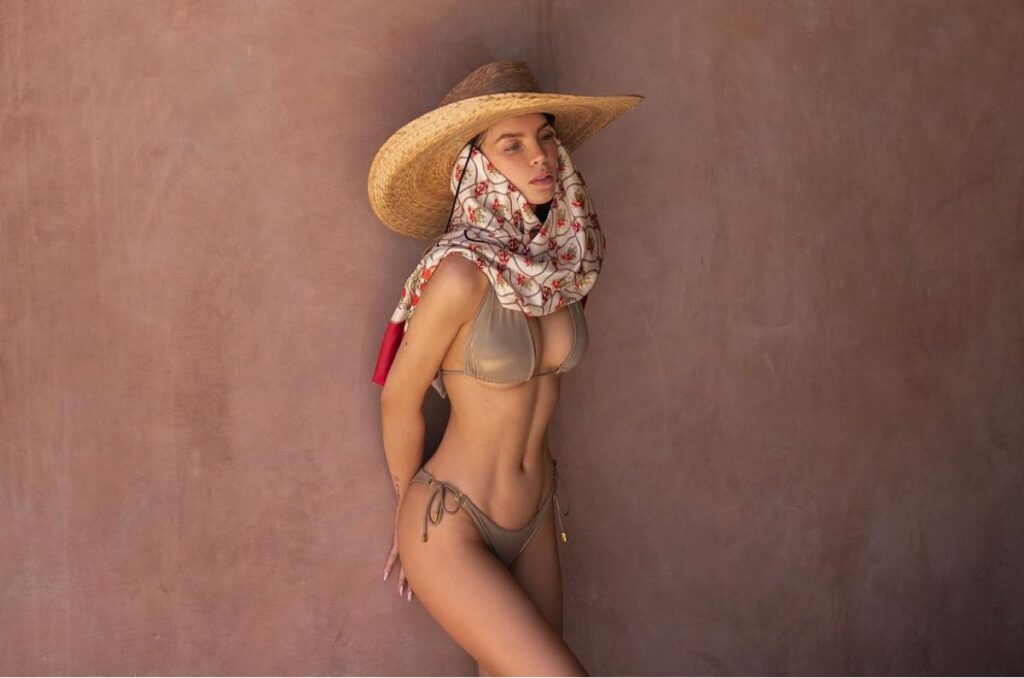 Así celebra Belinda el Día Del Bikini