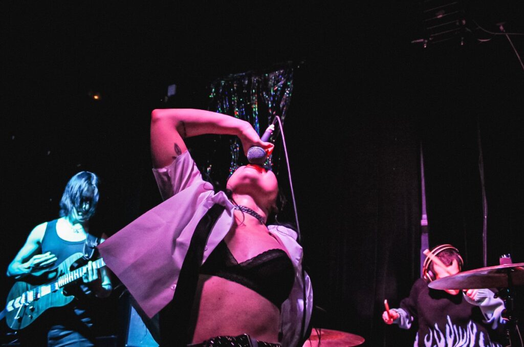 Kenya Saiz pasa por un Glow Up artístico