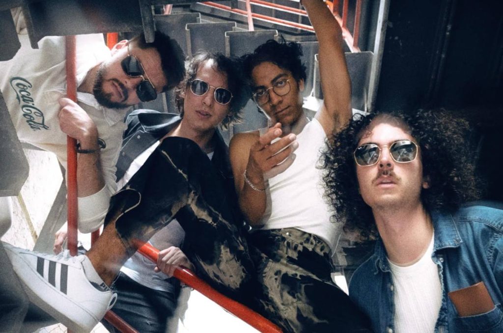 Indie rock con nostalgia: Honey Canoe presenta “Mr Flying  Vincent”