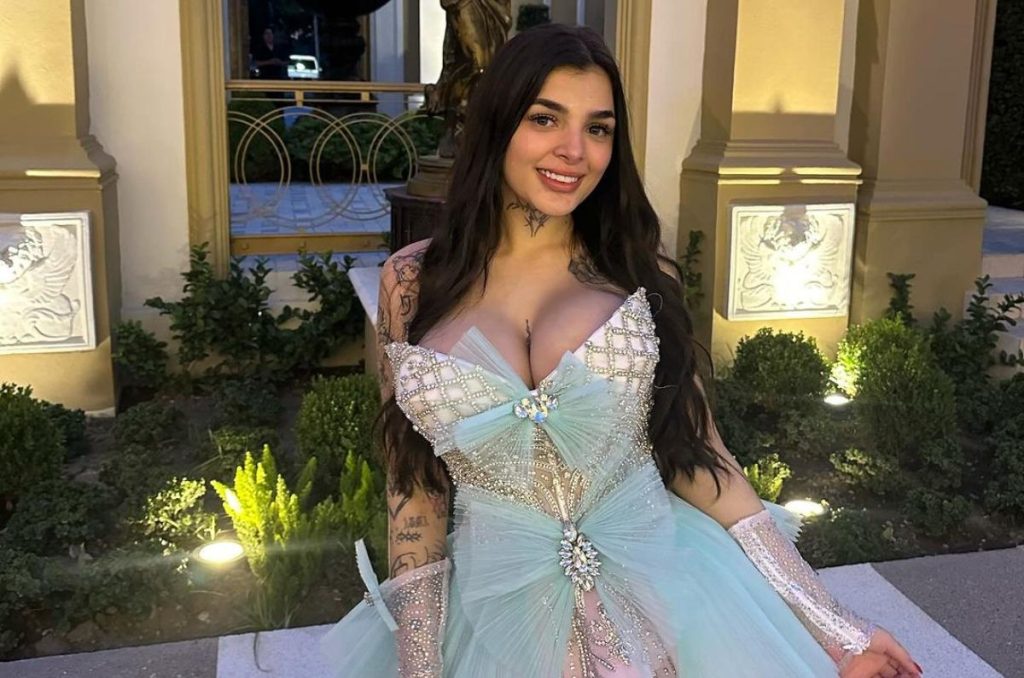 Karely Ruiz revela detalles de su embarazo y responde a las críticas