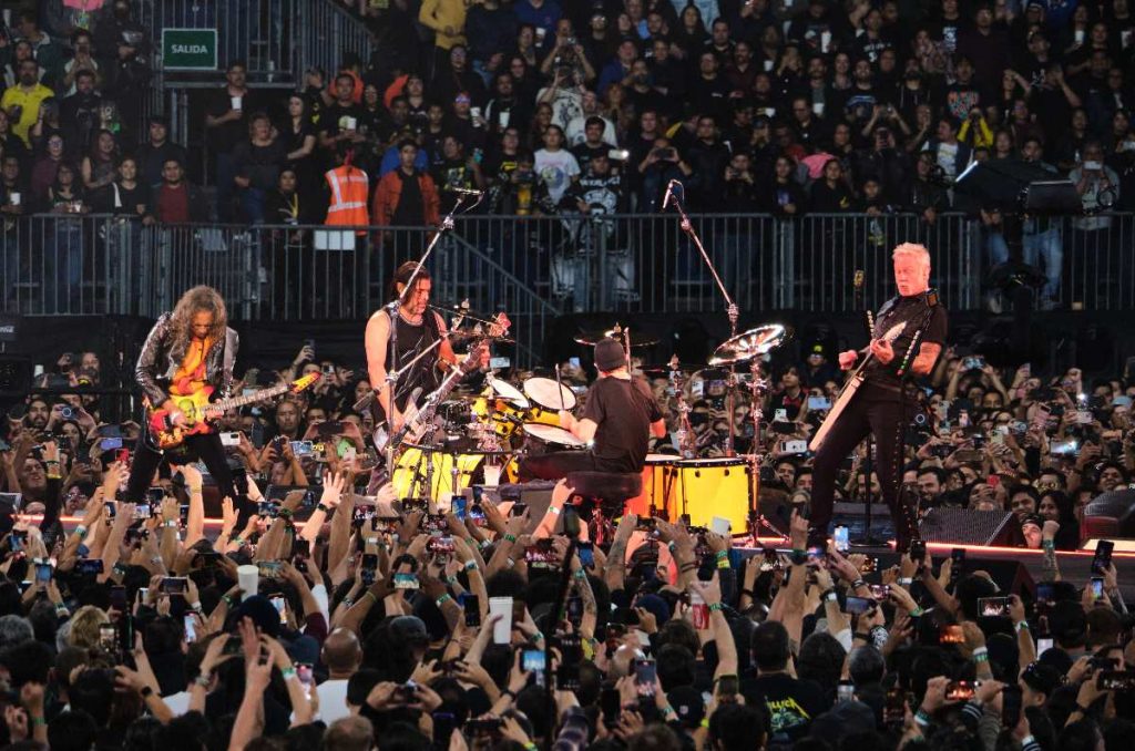 La sombra que persigue: una crónica sobre Metallica en México