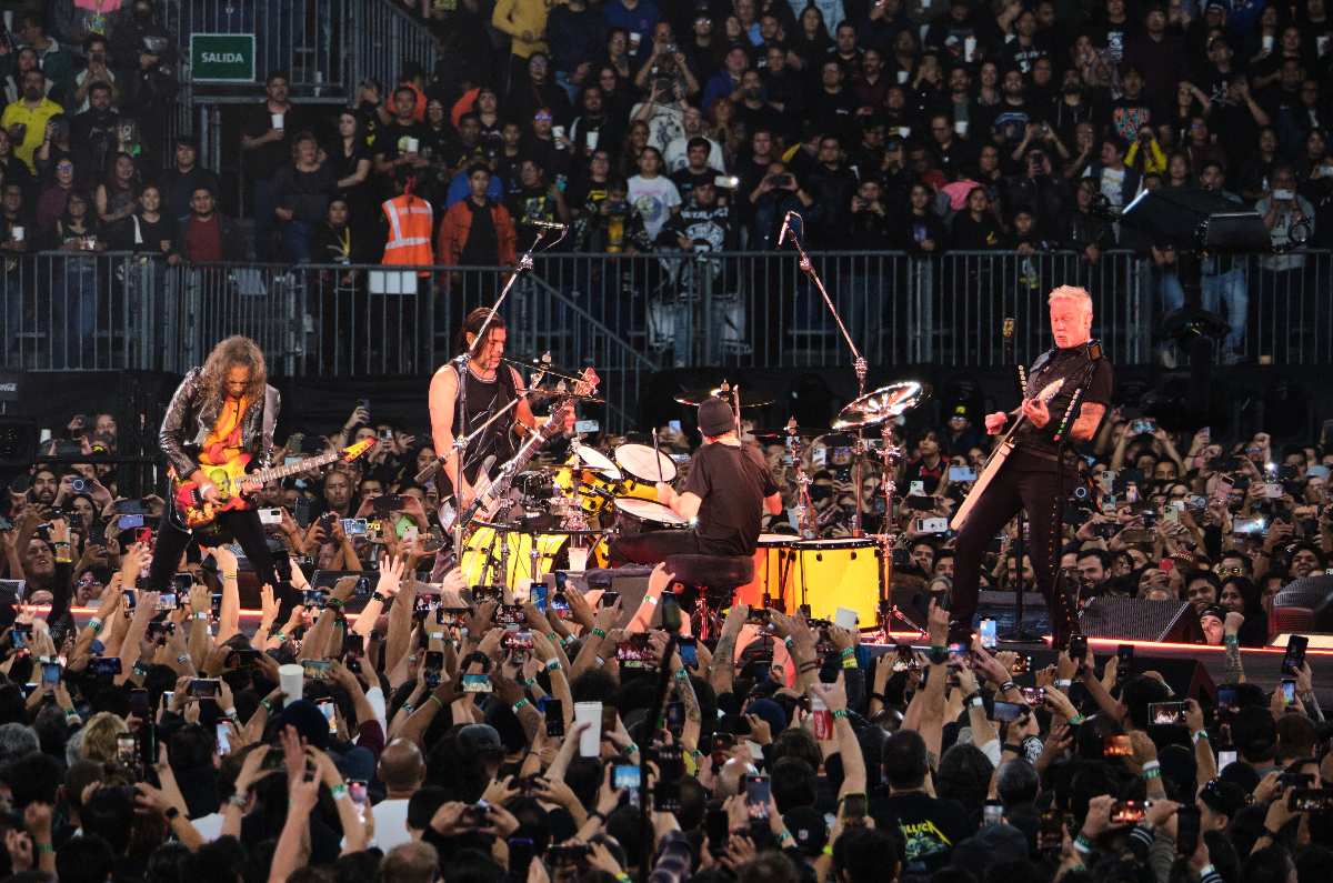 La sombra que persigue: una crónica sobre Metallica en México