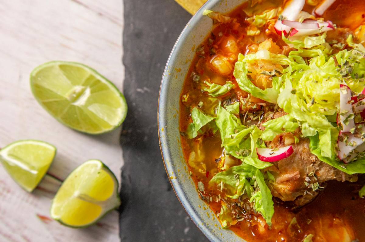 Conquista su corazón con un buen pozole en estas fiesta patrias