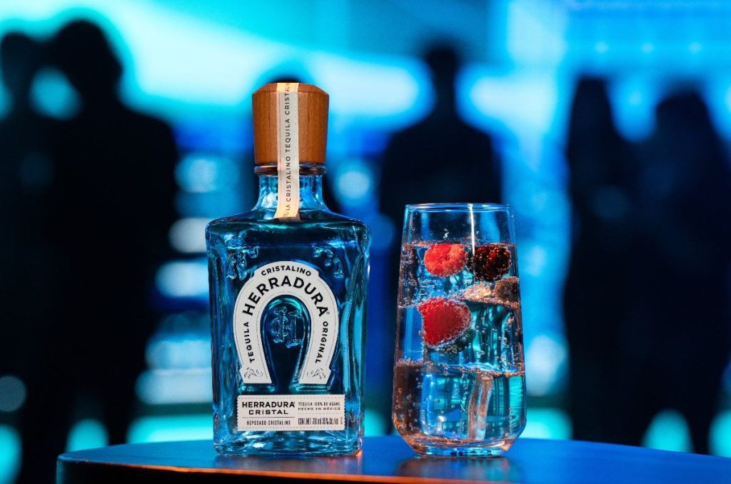 Herradura Cristal: un destilado nacido para mezclar