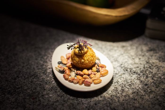 Long Story Short: Música, mixología y gastronomía en el corazón de la Juárez 1