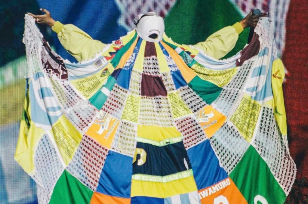 Acciones de moda: Celebrando la creatividad del diseño emergente