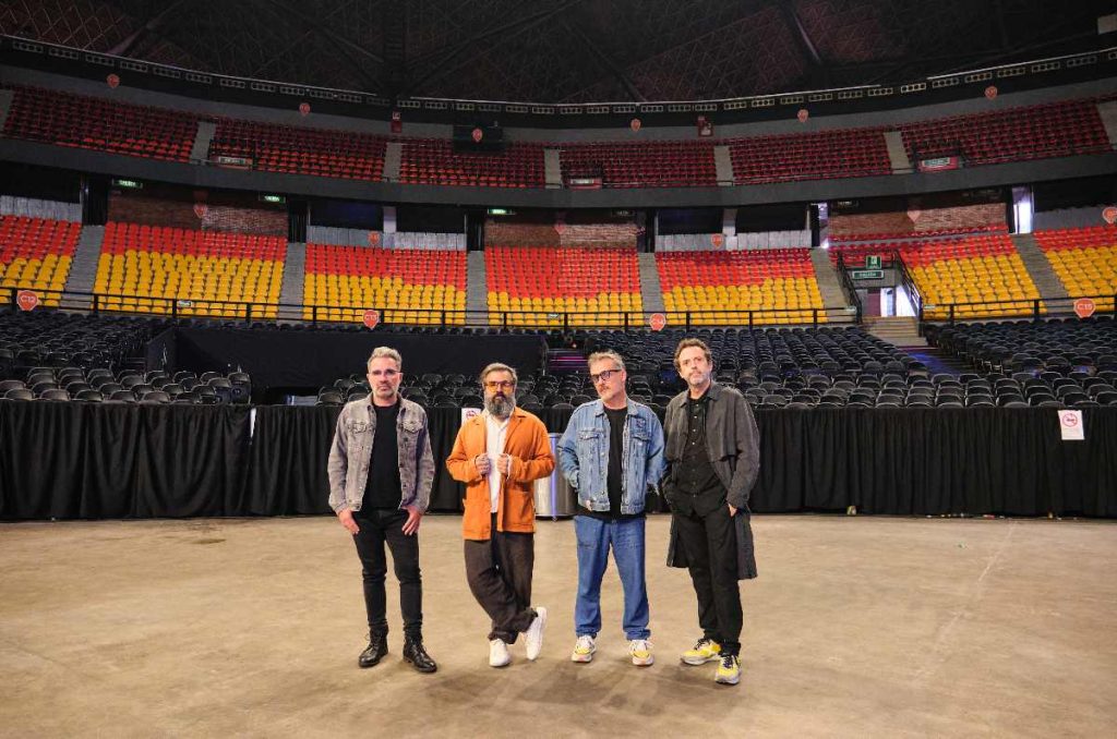  Love of Lesbian: los conciertos en CDMX son su must