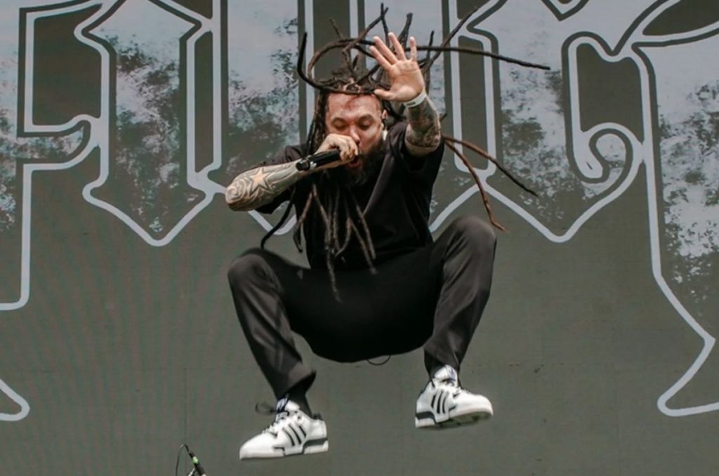 Nu Metal Revolution: El bendito pasaporte vencido