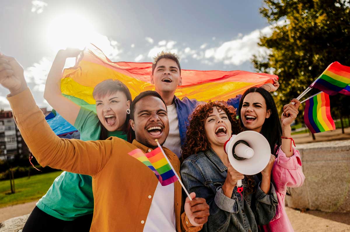 Viajar con orgullo: Desafíos y estrategias de los viajeros LGBTQ+