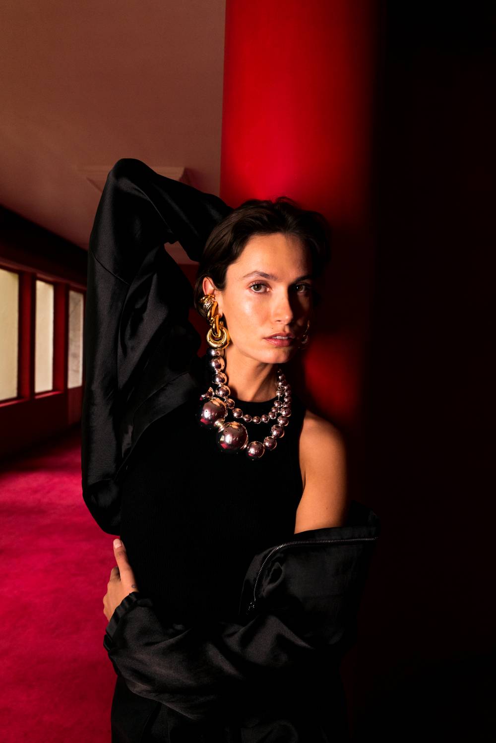 Curves in Motion: Piezas de arte hechas accesorios 2