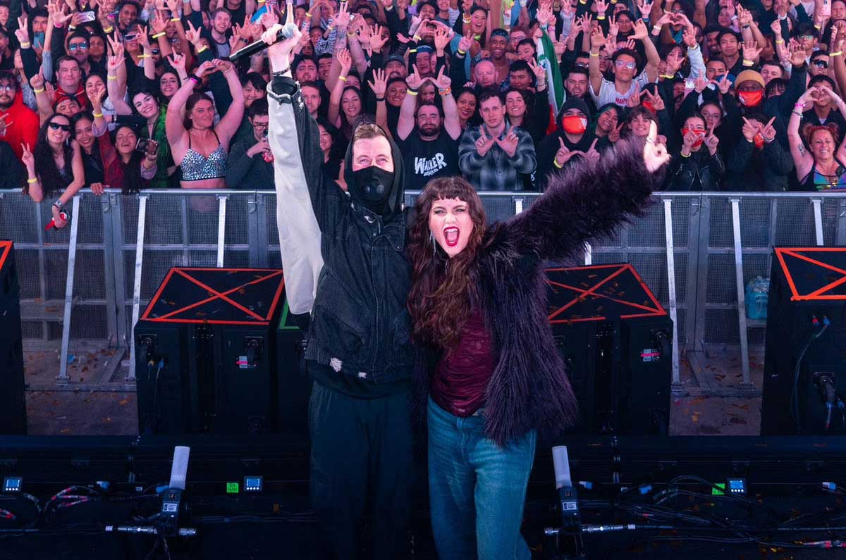 Sofía Reyes deslumbra en el show de Alan Walker