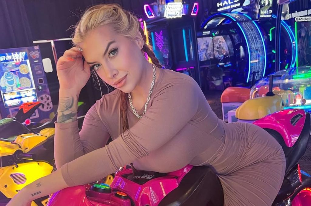 Cubbi Thompson: creadora de contenido erótico y cosplayer única
