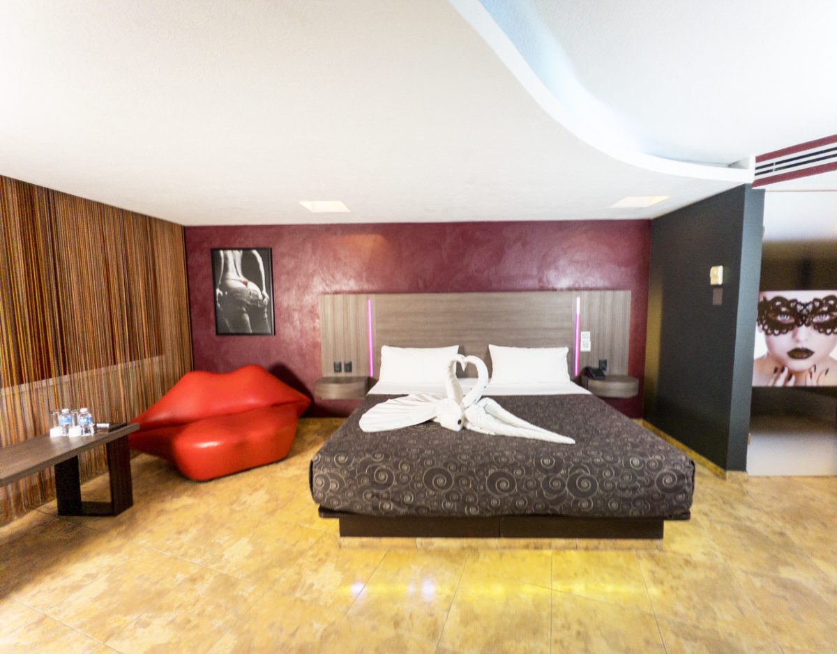 ¿Ya conoces la Habitación Bondage del Hotel Atizapán? 1