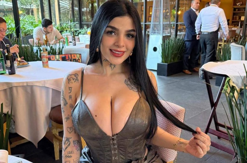 Karely Ruiz se consiente con un “juguete” de más de 2.8 MDP