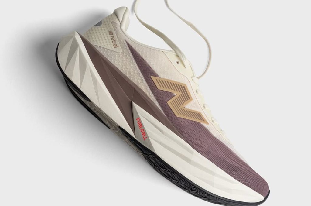 New Balance lanza el FuelCell Rebel v5: una reseña en movimiento