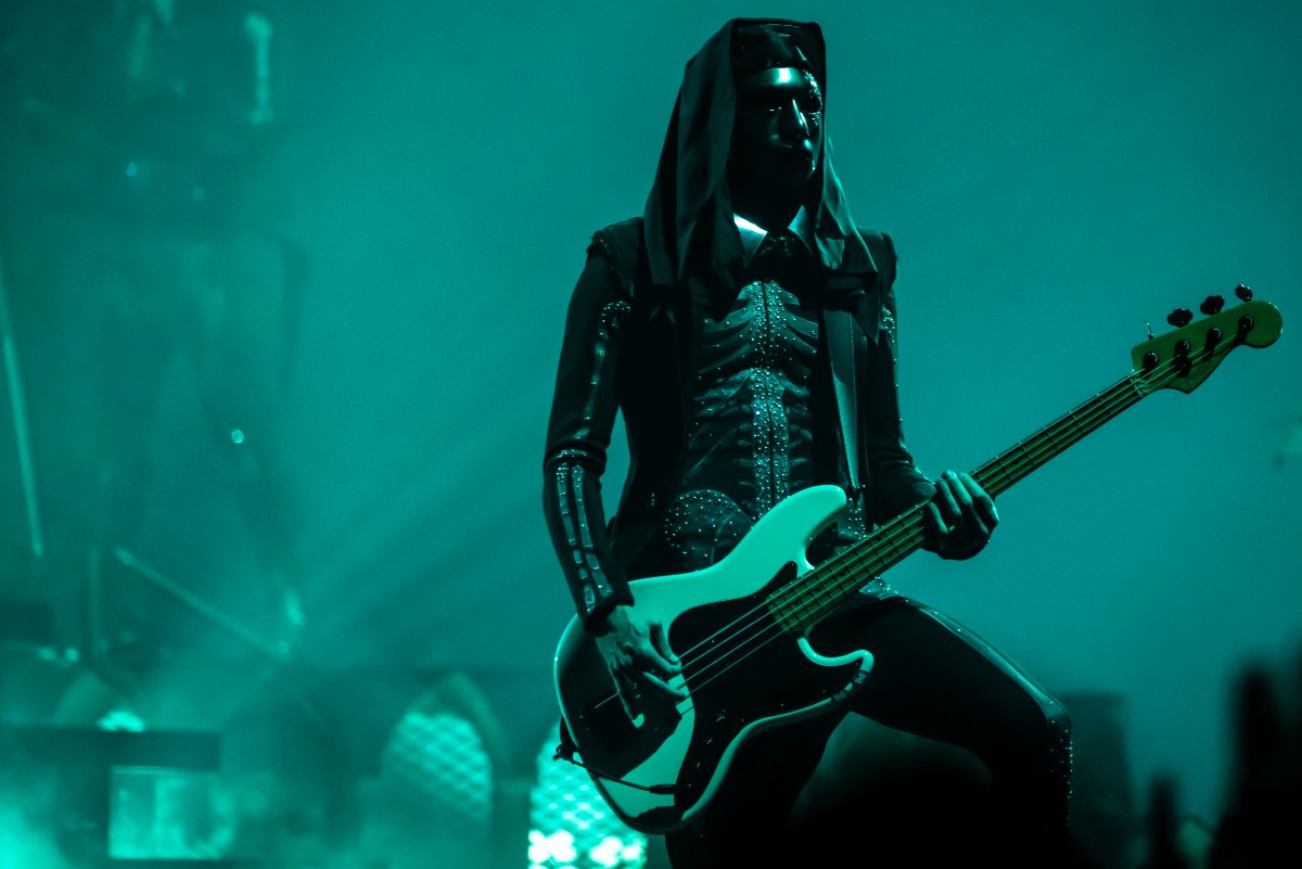 La maldición de Ghost en México: robos, Covid e infección estomacal 3