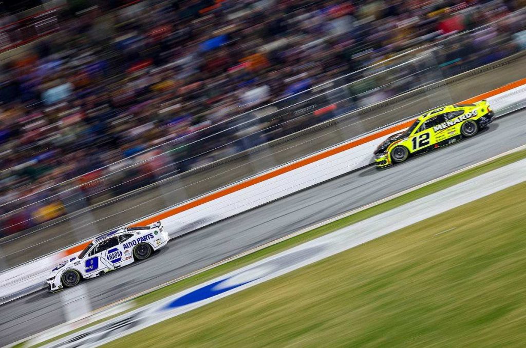 Mi primera vez en la NASCAR: la mística de acelerar a fondo