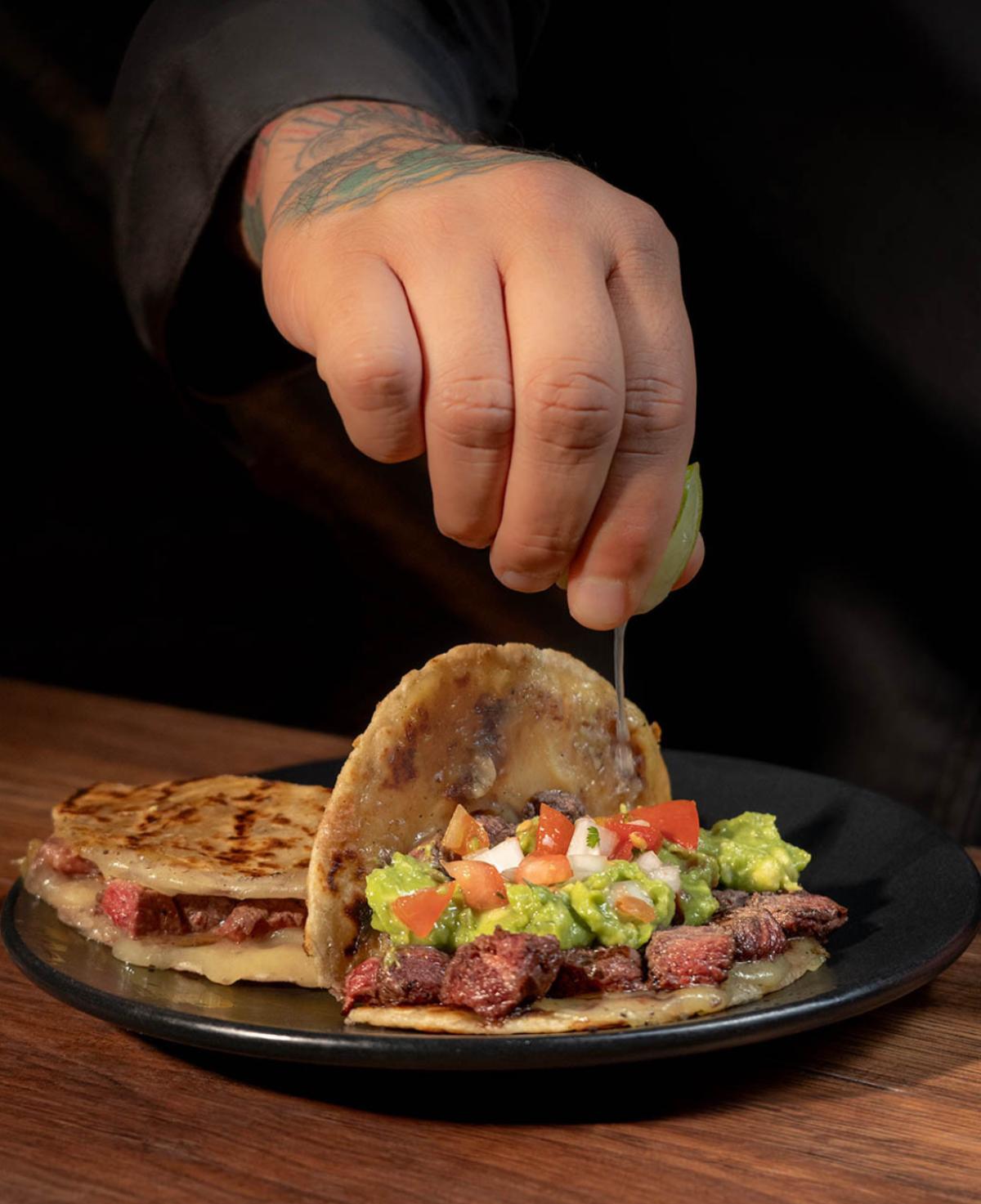 Tacos de Armando: No es para débiles de estómago 0