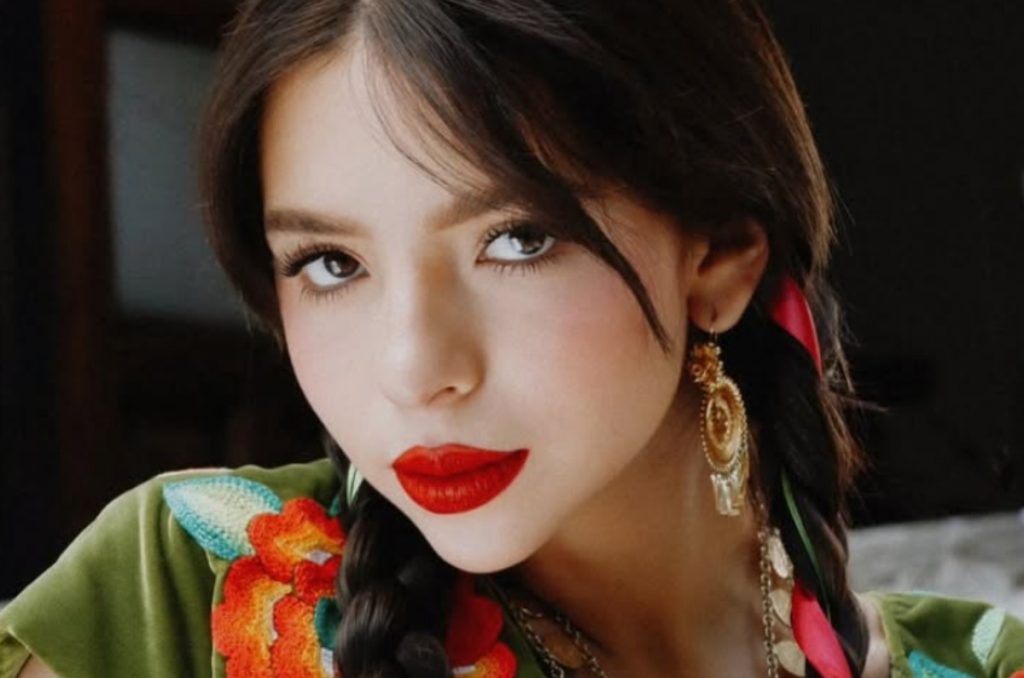 Así reaccionó Nodal antes las fotos de Ángela Aguilar en Instagram