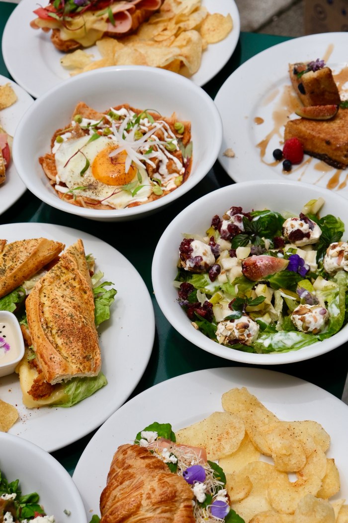 TÜT Café: el brunch que eleva el cafecito con pan en la ciudad 4